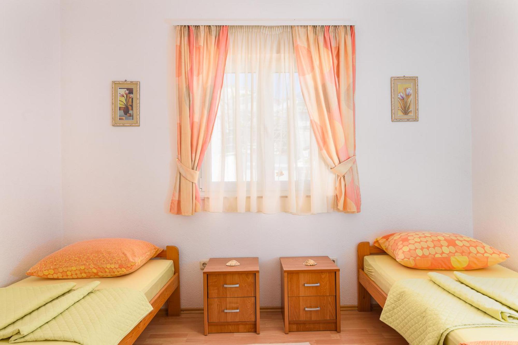 Apartmani Suki Трогир Экстерьер фото